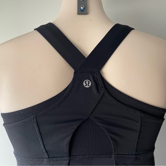 Lululemon Run Stuff Your Bra Tank Top Black Size 8 - Picture 2 of 8